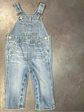 GAP Denim Baby 12-18M Light Wash Denim Overalls